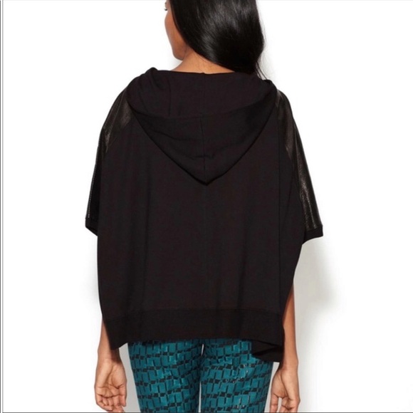 Poleci Black leather top - Picture 2 of 11